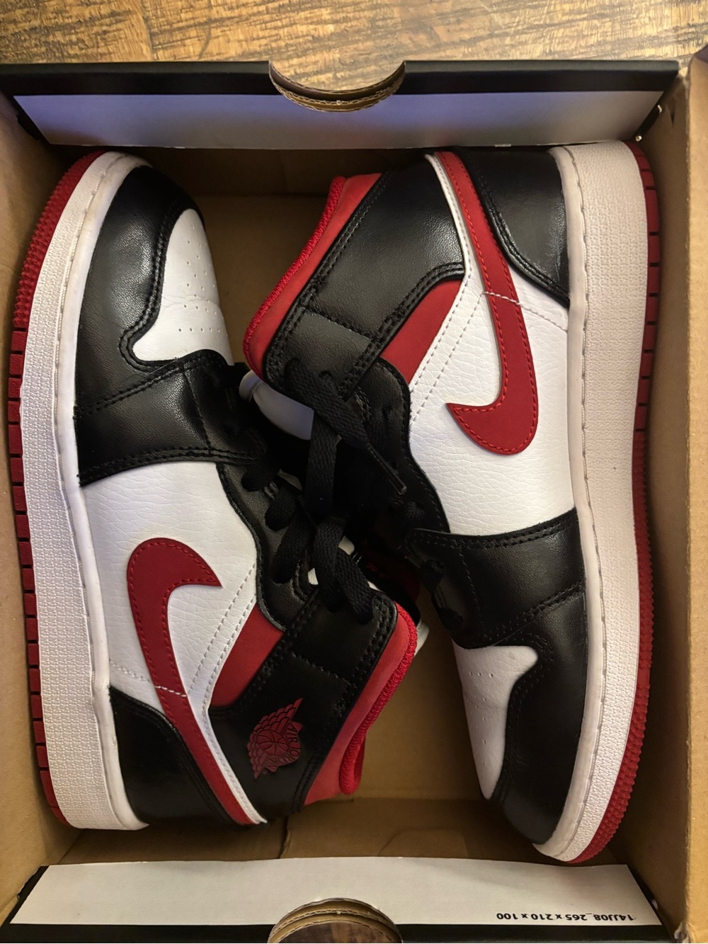 Air Jordan 1 Mid (GS) White/Gym Red-Black Size 5Y W6